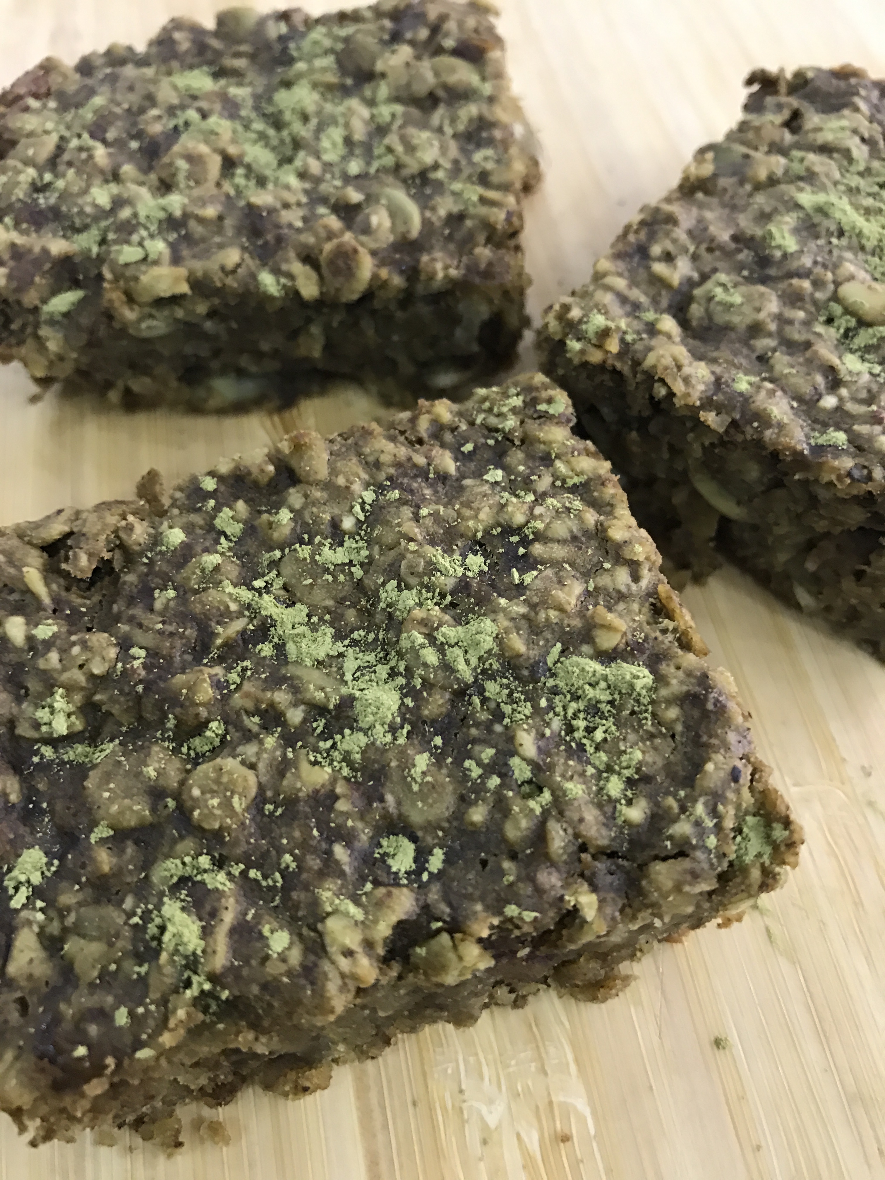 matcha-banana-flapjack